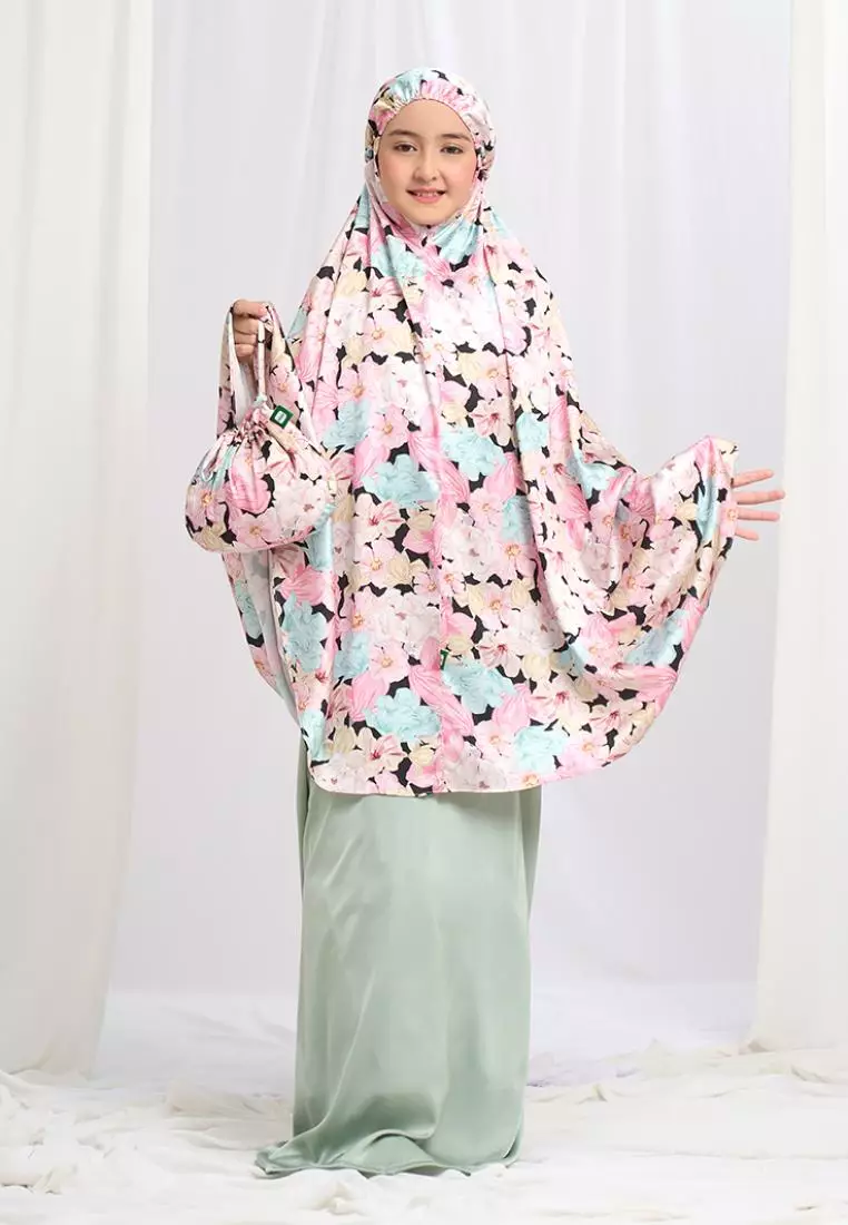 Malaiqa Sairish Child Mukena