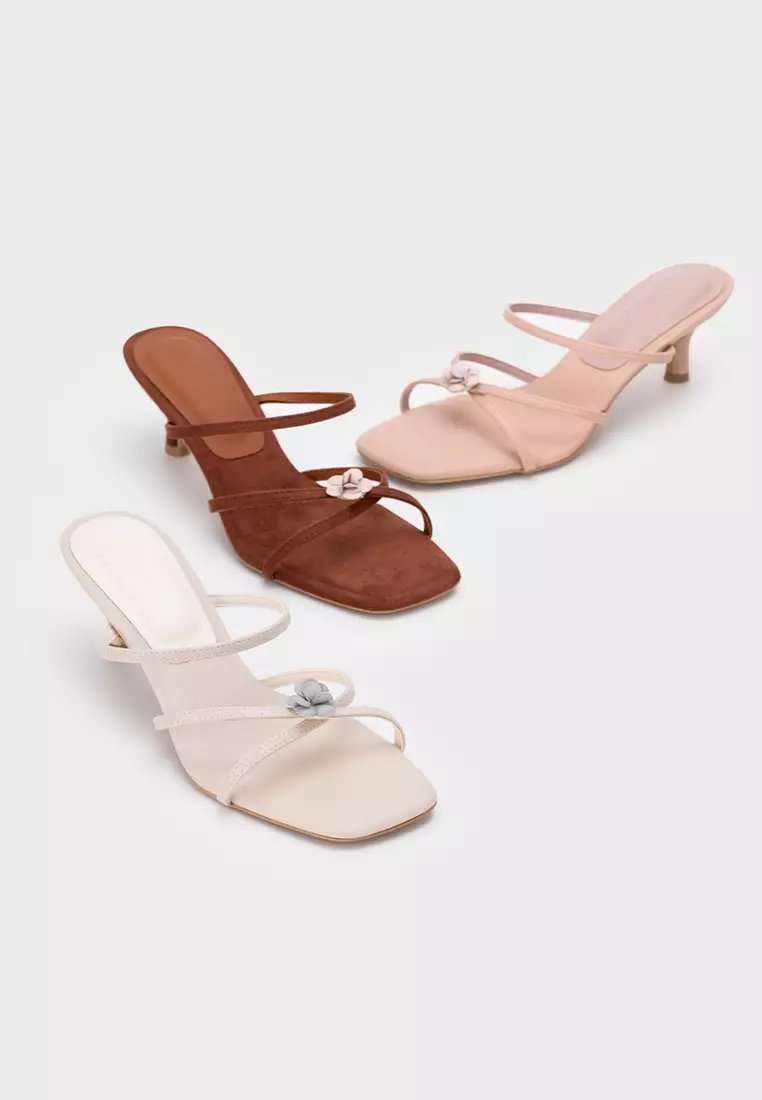 FLORAL DETAIL STRAPPY SQUARE TOE MID HEEL SLIDE