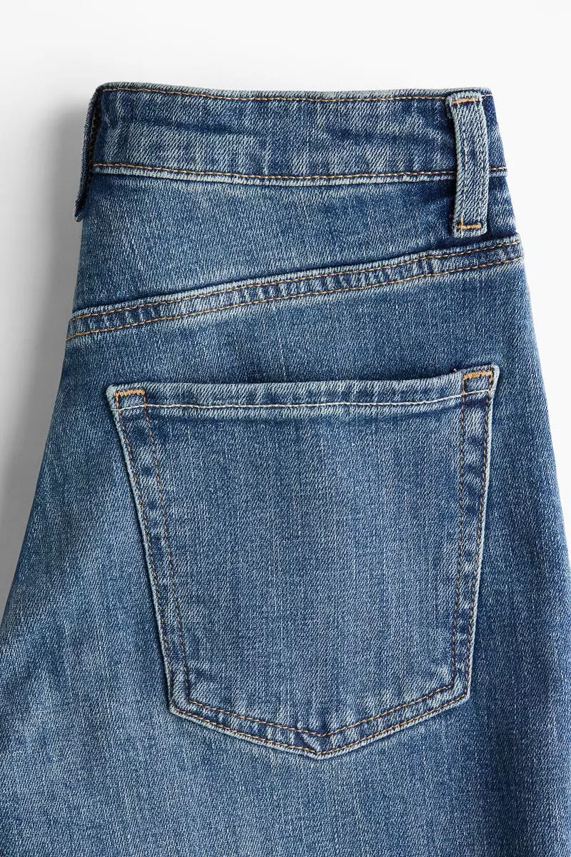 Slim Straight High Jeans