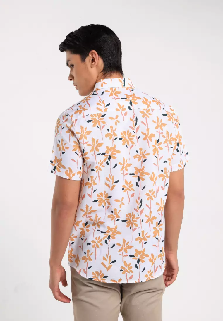 MOC - Kemeja Motif Lengan Pendek Pria Pietro - White