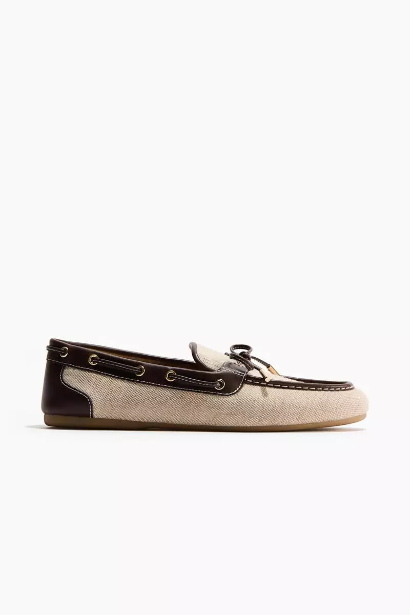 Deck shoes