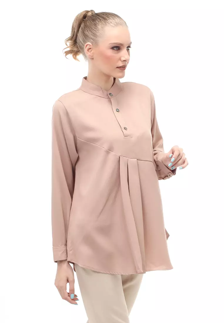 Blouse Atasan Wanita Motif Polos Design Simple Front Button Opening Regular Fit - Mocca