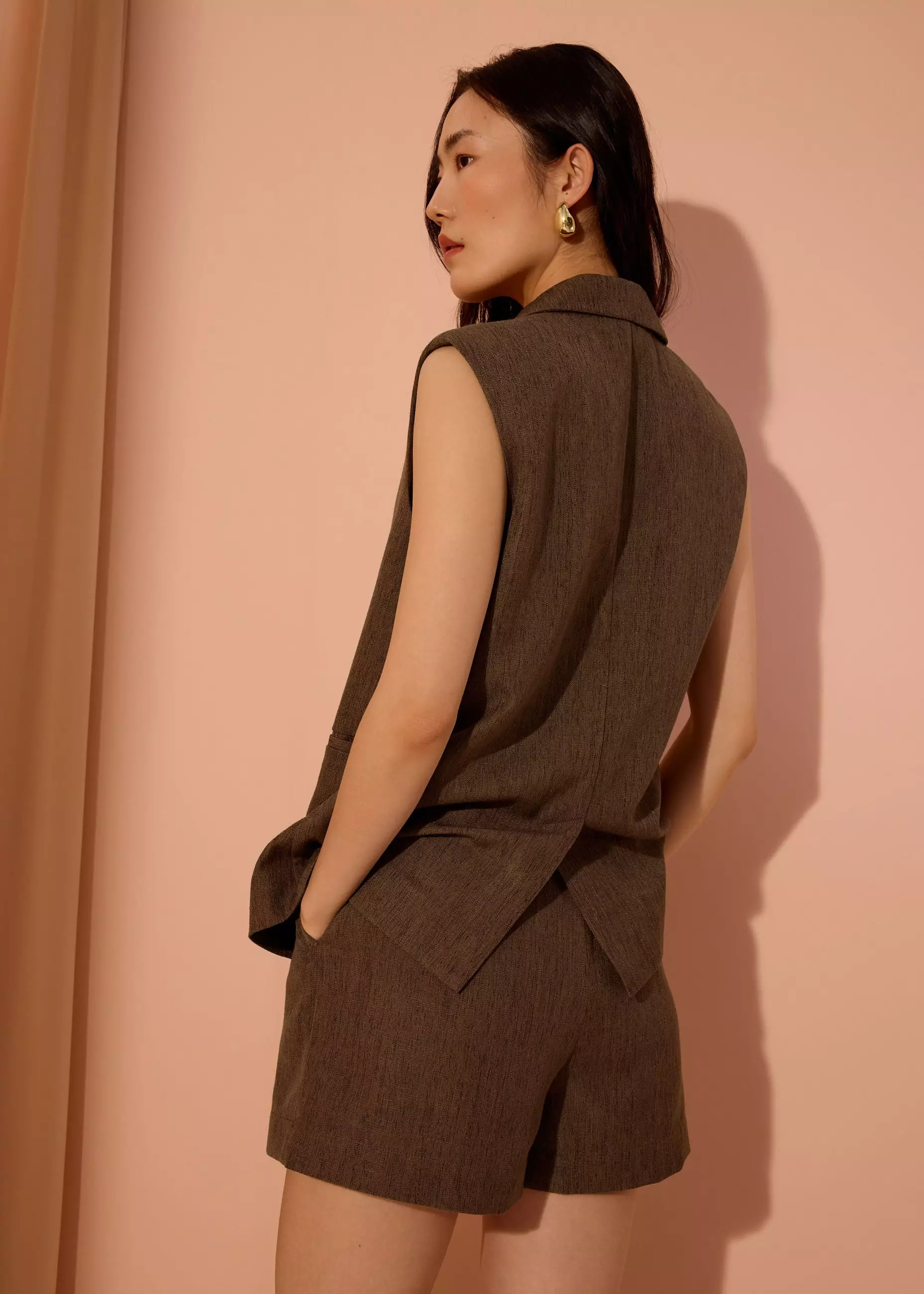 Vest Wanita - Noa Relaxed Textured Shoulder Padded Vest