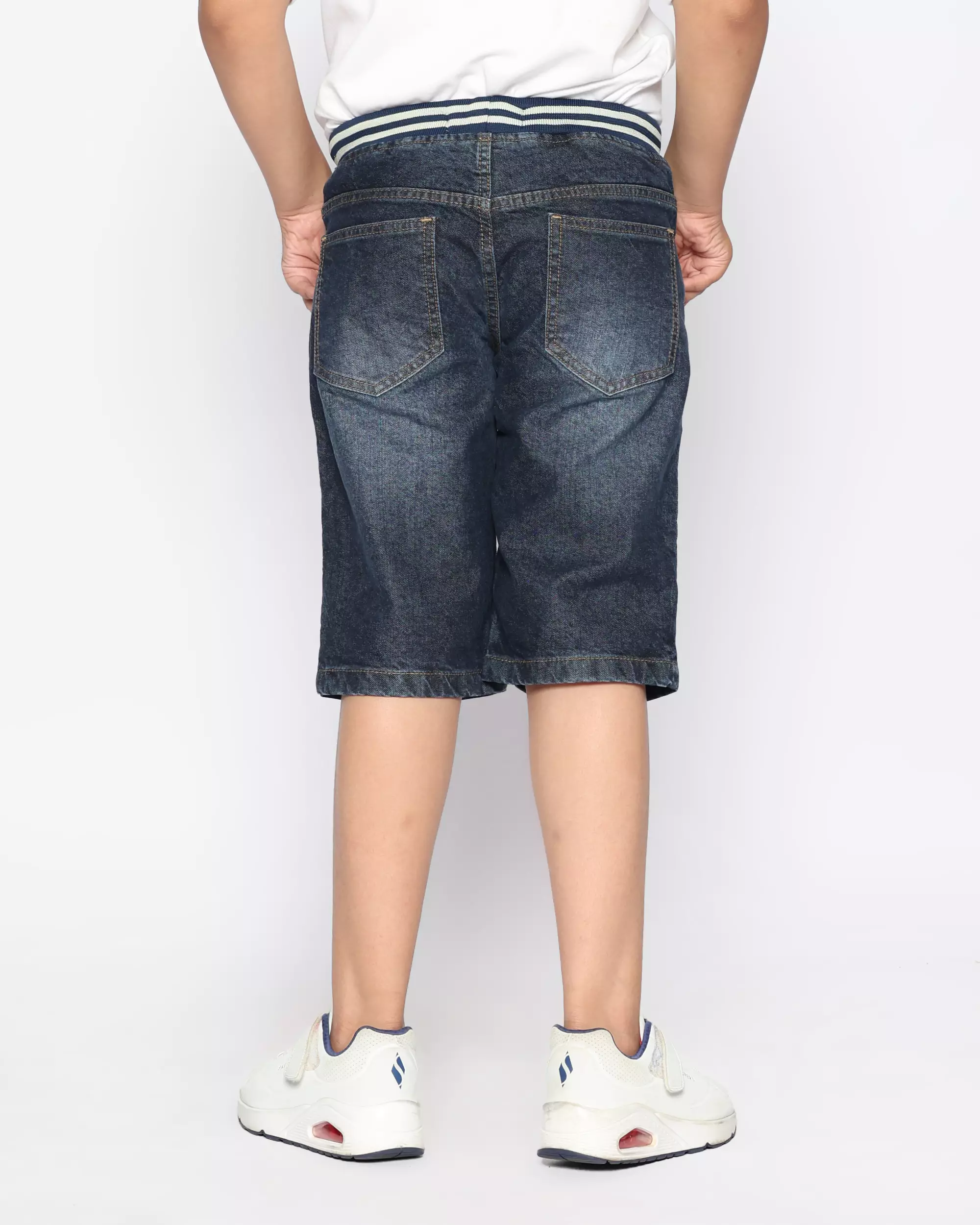 Celana Pendek Anak Laki Jeans Rib Blue With Model - FORTUNES