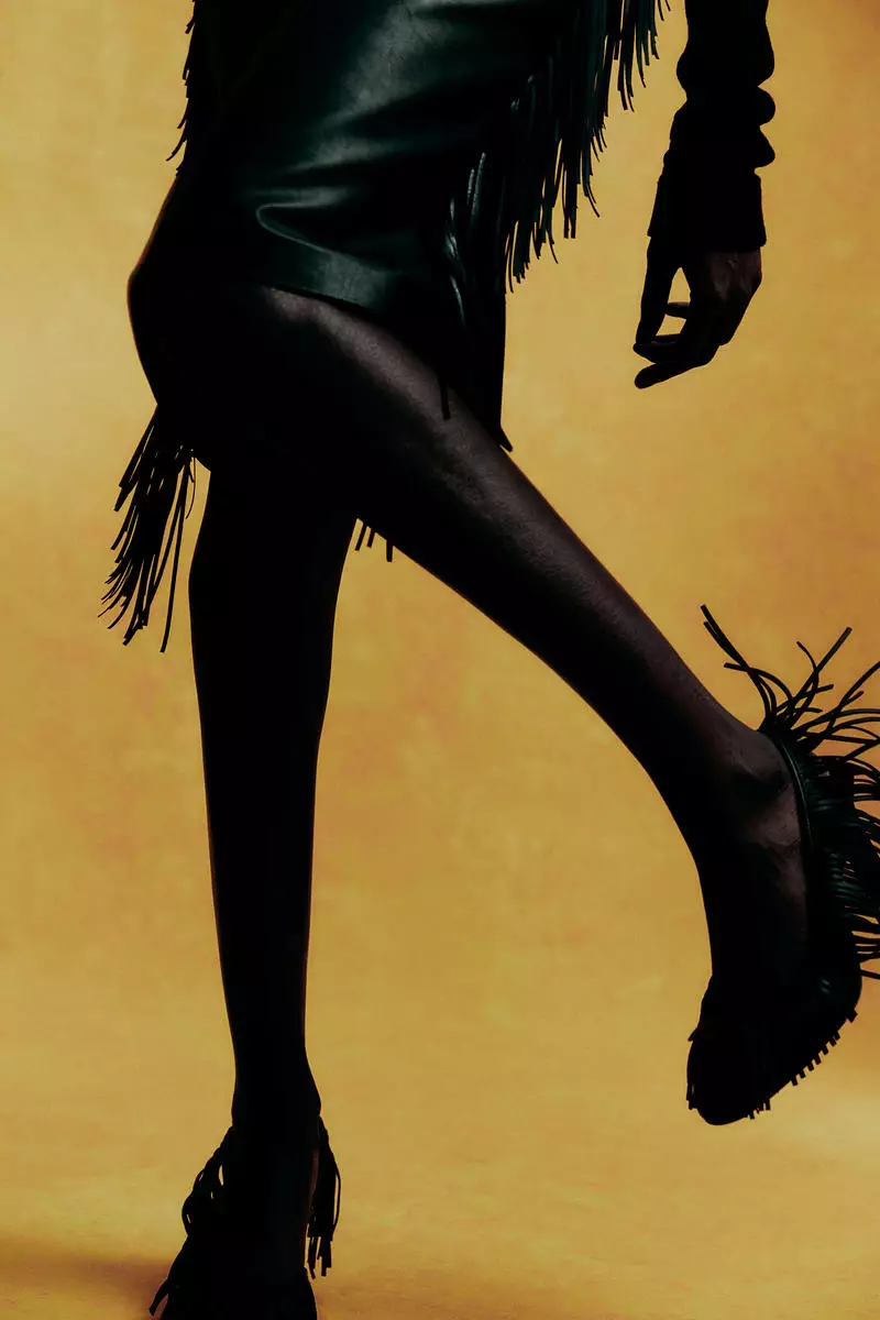 Discount on H&M  shoes - SKU: Fringed leather slingback court shoes