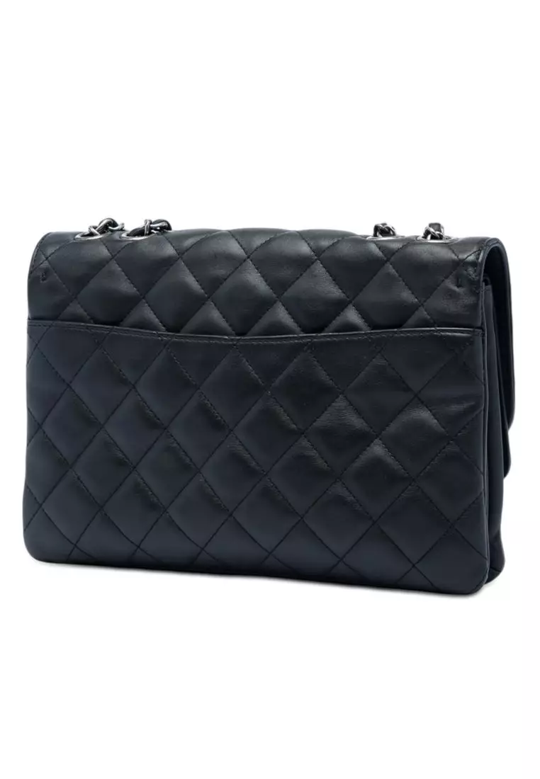 Pre-Loved Chanel Quilted Lambskin Cc Round Clasp Accordion Flap