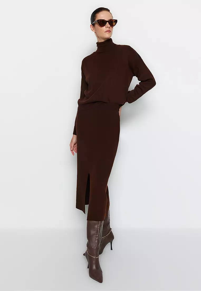Turtleneck Skirted Knitwear Top-Bottom Set