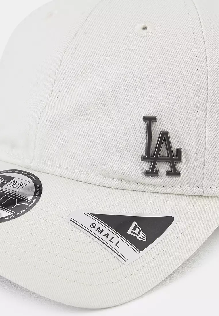9Twenty Small Los Angeles Dodgers Metal Badge