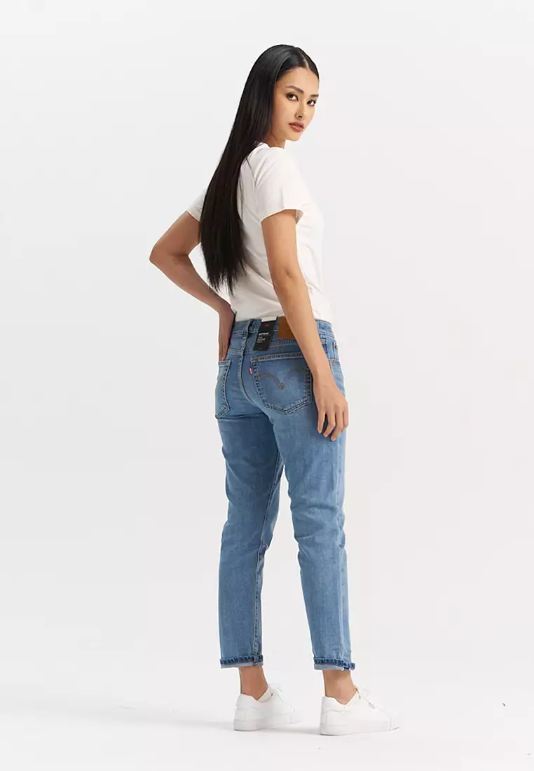 Levi’s® Women's Boyfriend Mid-Rise  Tapered Jeans