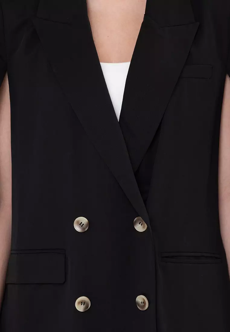 Buy Zalora Studios Cape Blazer 2024 Online ZALORA Singapore