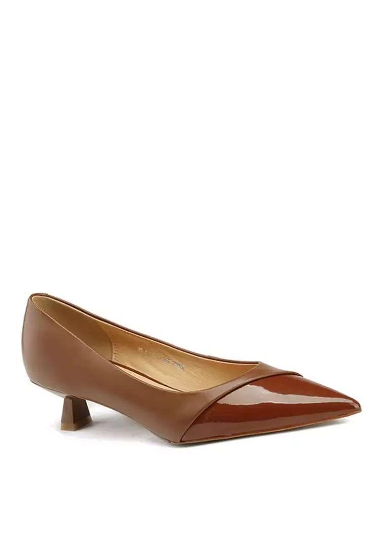 Discount on Twenty Eight Shoes  shoes - SKU: VANSA Comfortable Leather Stitching Mid Heel Pumps VSW-H12291282