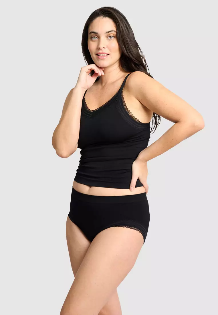SG Seller] FW2 Breathable Underwear Women Panties Middle Waist