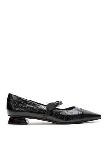 Twenty Eight Shoes black VANSA Colorblock Pointed Low Heel Shoes VSW-F203423 B3E81SH696C406GS_1