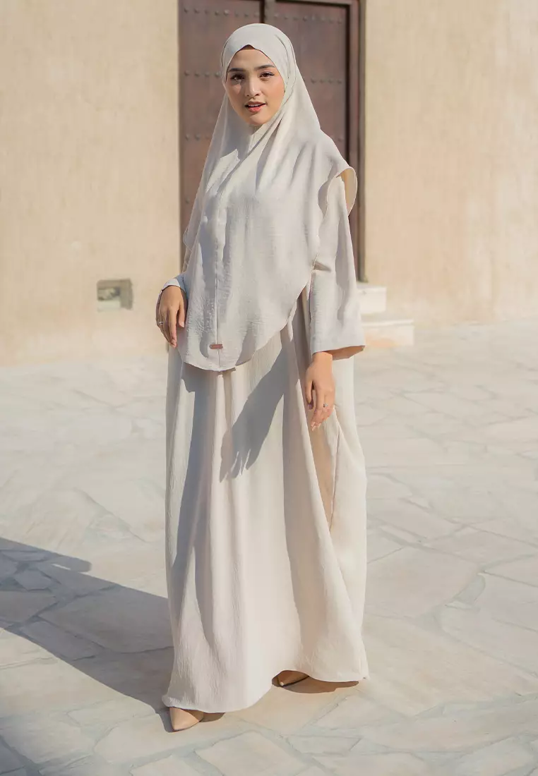 Hasna Abaya Set Ivory