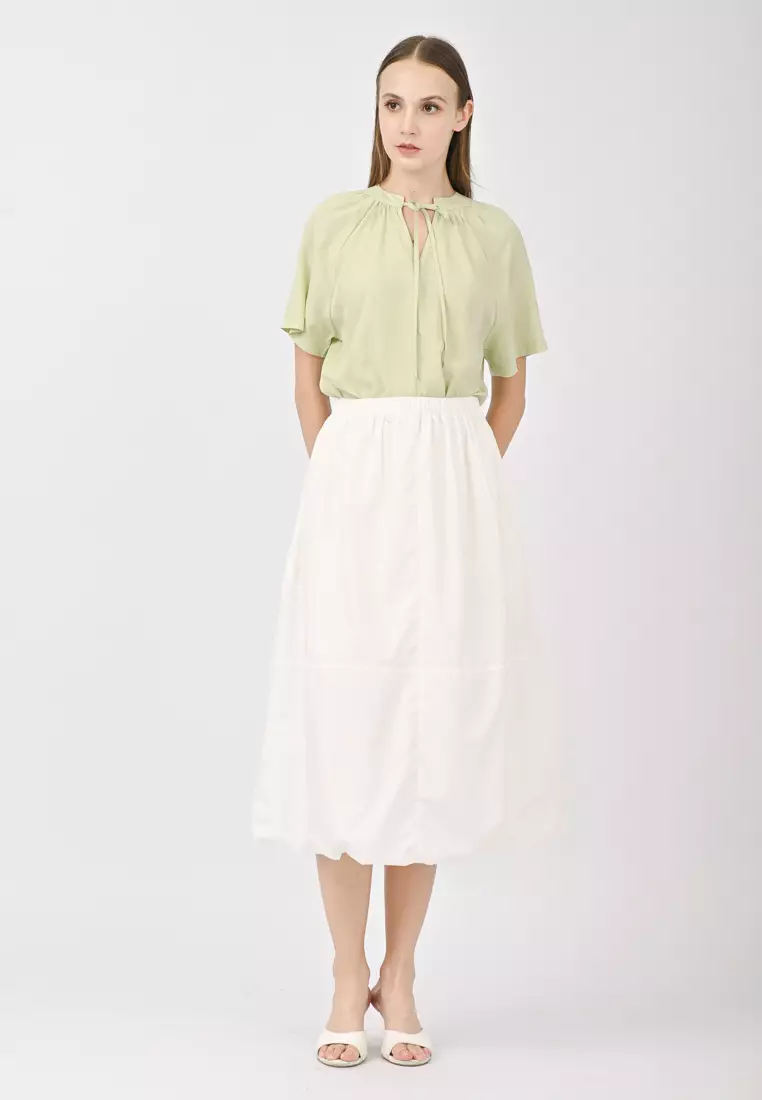 极简风衬衫上衣