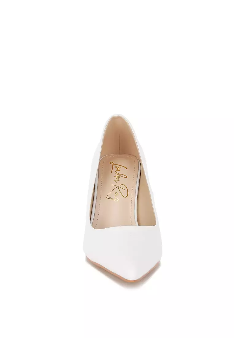 Pointy Toe Pumps in White