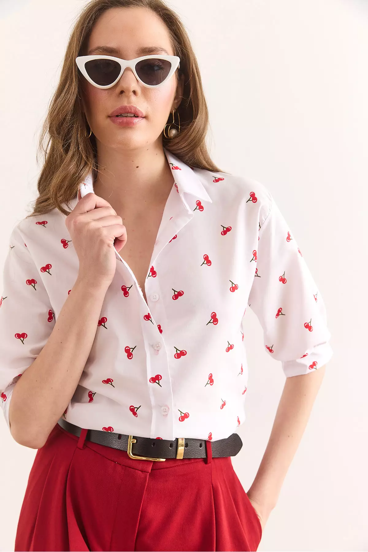 Women's White Cherry Balloon Sleeve Woven Shirt Gml-19001330