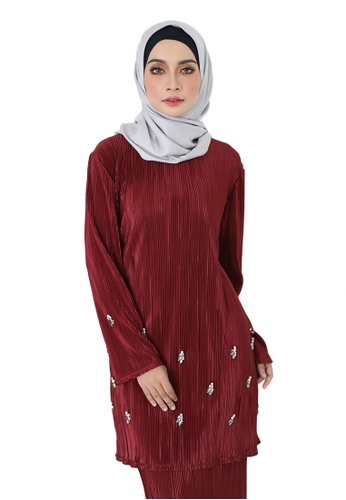 Buy Mekar Pleated Kurung from ARCO in Red only 199