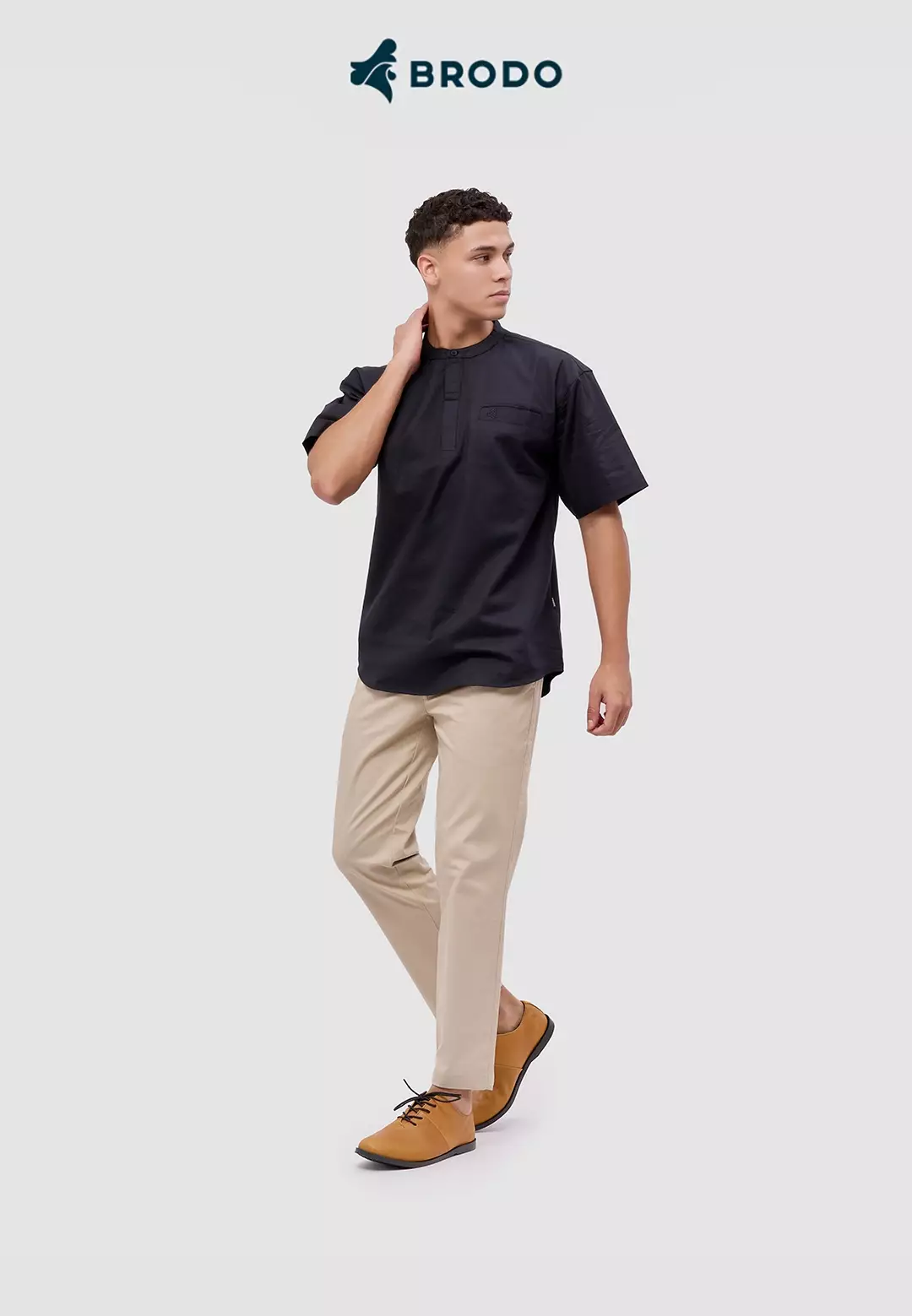 BRODO - Kemeja Pria Broshirt Halfbutton Short Black