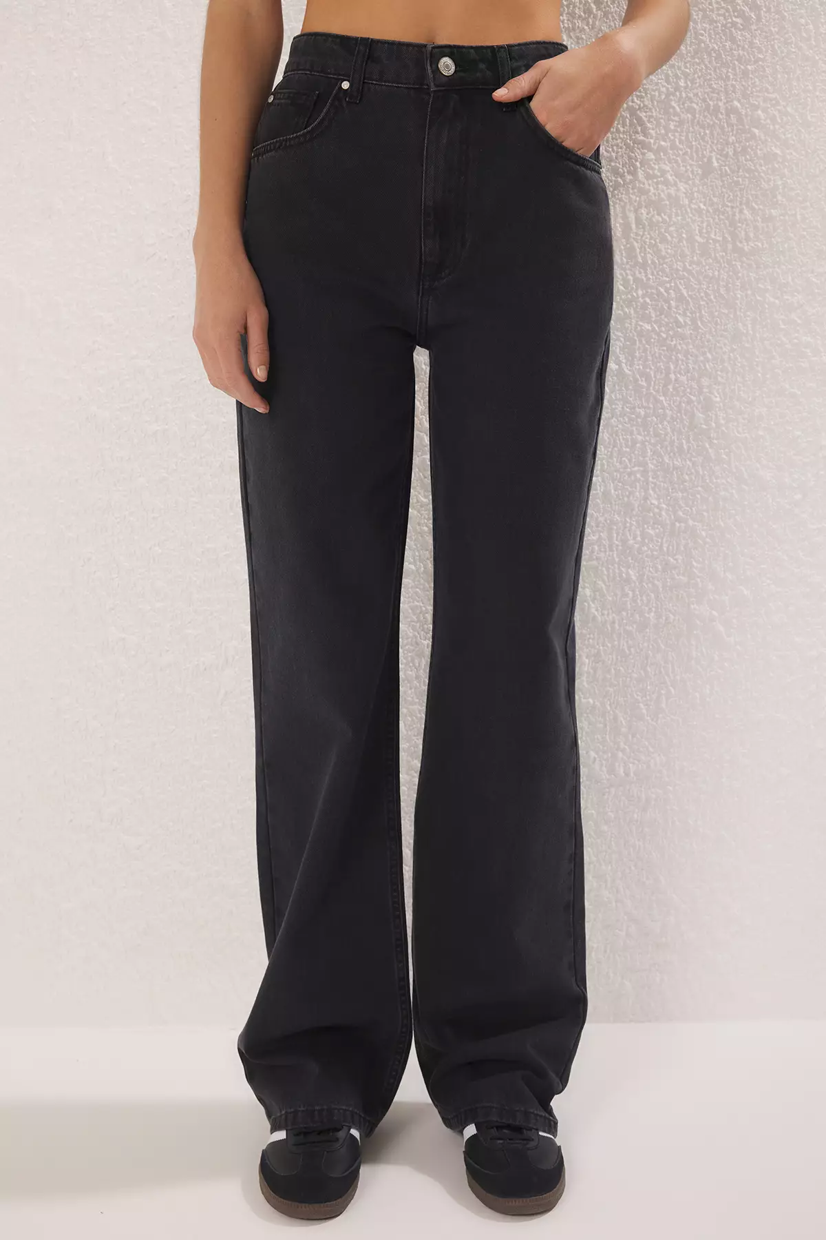 Black High Waist Wide Leg Jeans TWOSS25JE00278