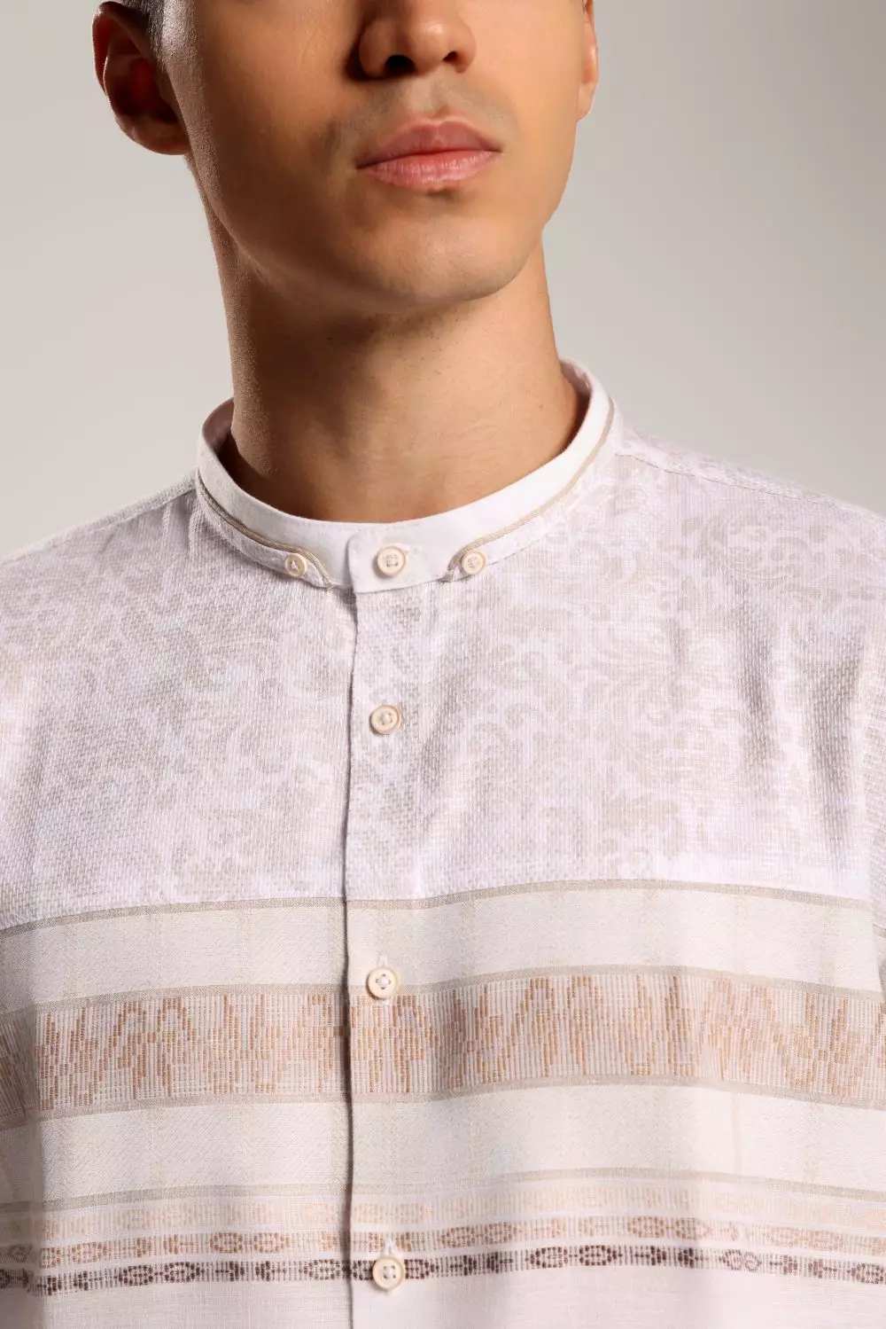 MOC Kemeja Koko Lengan Panjang Pria Hatif - White