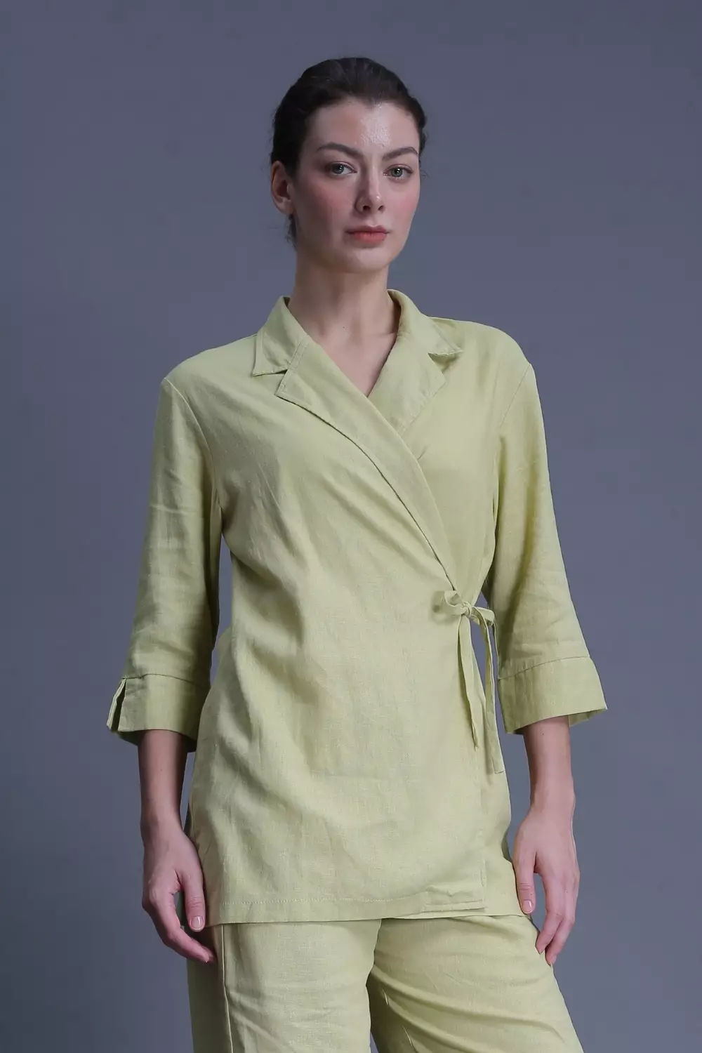 Demure Studio - Essentials Linen Travel - Kimono Blazer Shirt Olive Green (Only Shirt)