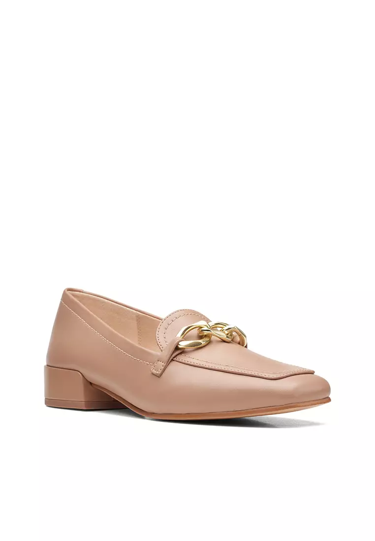 Discount on Clarks  shoes - SKU: Seren 30 Step Loafer Praline