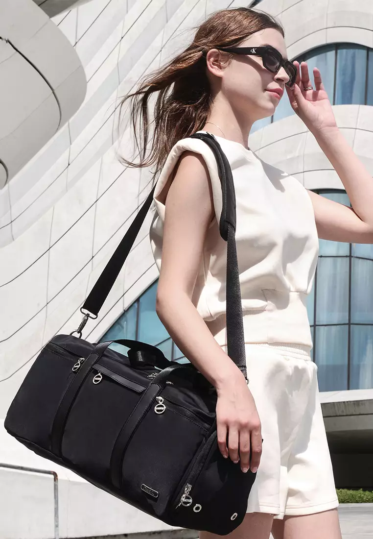 Premium Gym Bag Water Resistant Duffel Bag with Shoe Compartment and Detachable Shoulder Straps