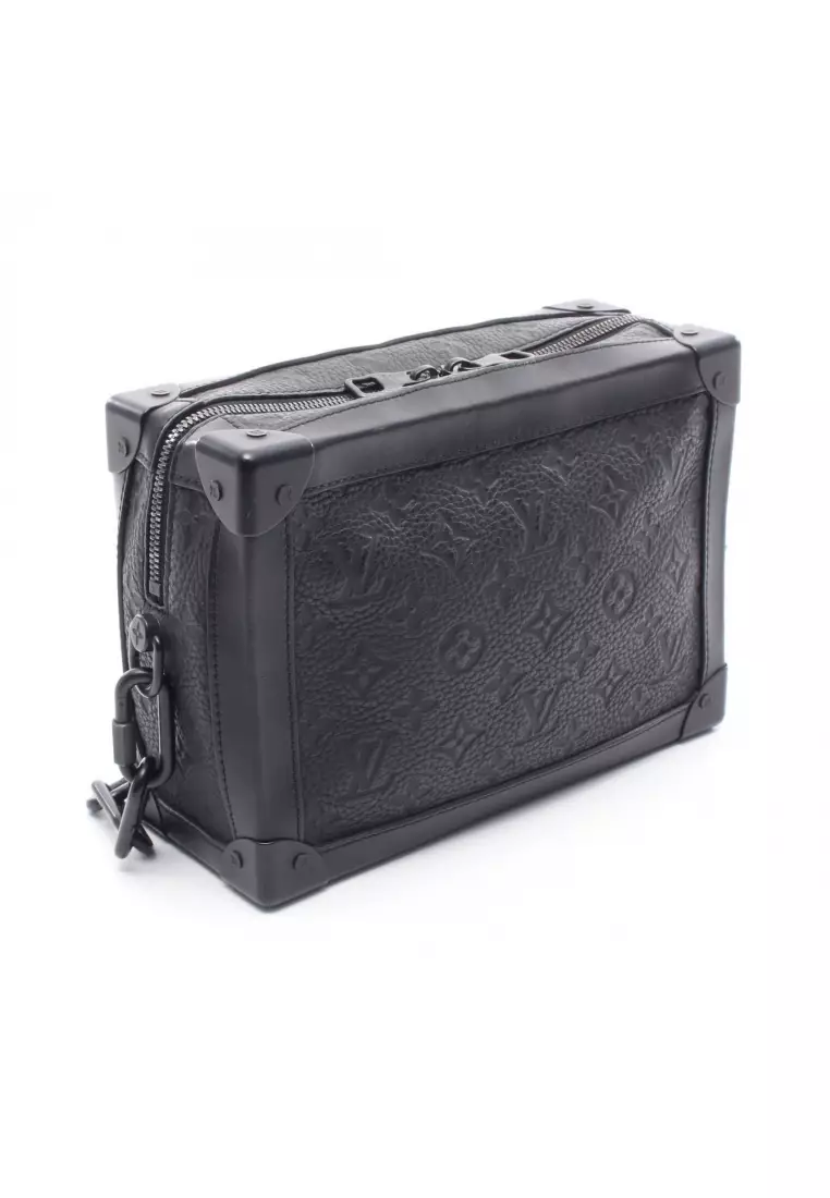 Pre-Loved Louis Vuitton soft trunk monogram taurillon Noir Shoulder bag leather black