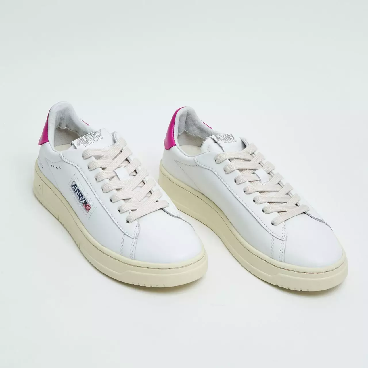 スニーカー AUTRY Women Sneakers ROLW WHITE Autry Action Shoes WMNS MEDALIST LOW White | BSTN Store