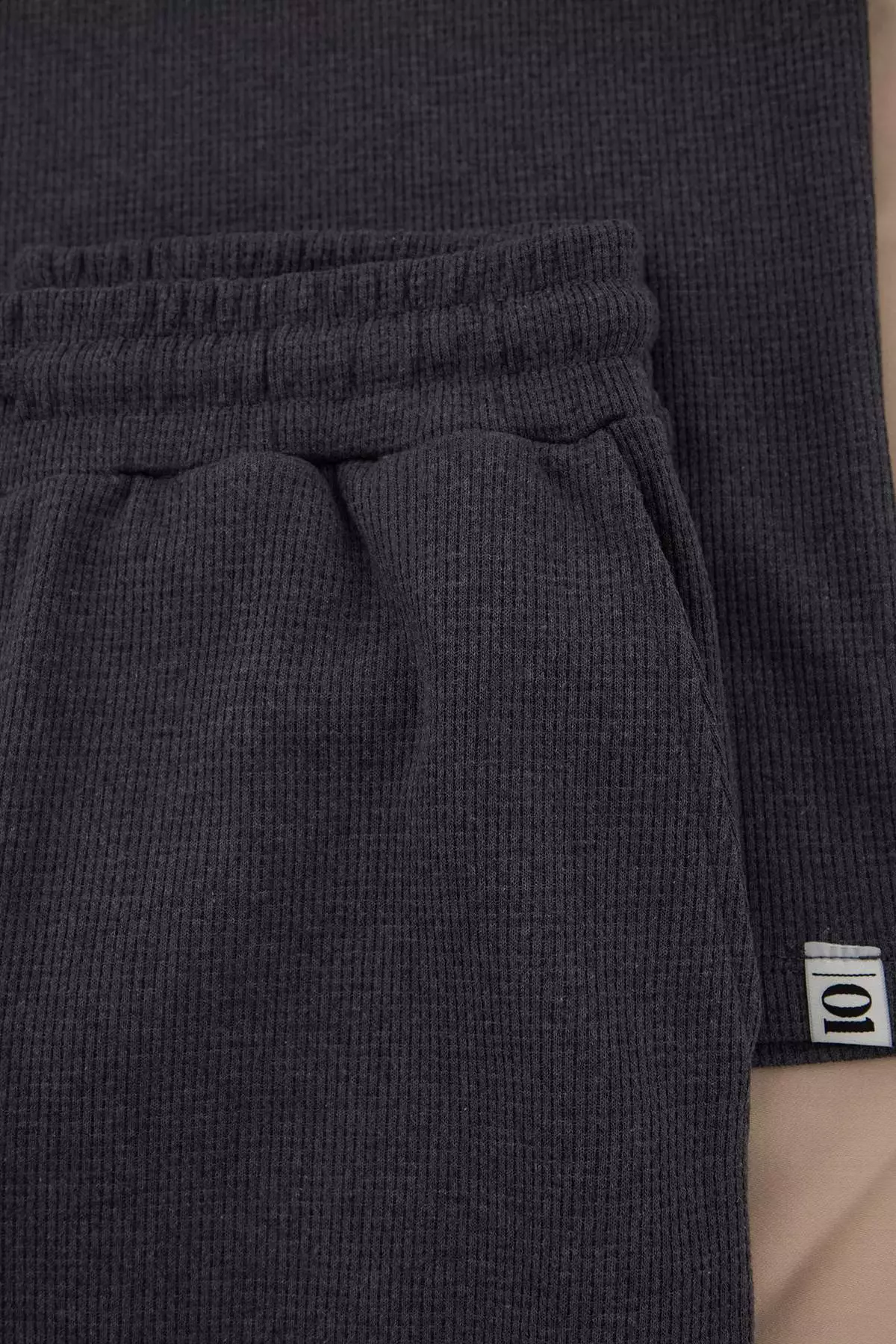 Anthracite Oversized /Wide Cut Textured Tracksuit Set Tmnss25Em00010