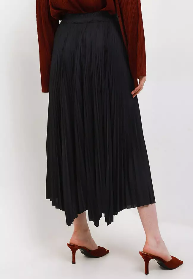 Asym Hem Pleated Long Skirt