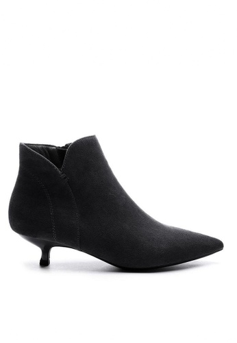 Twenty Eight Shoes black Synthetic Suede Ankle Boots 1592-1 158D2SH8E2A928GS_1