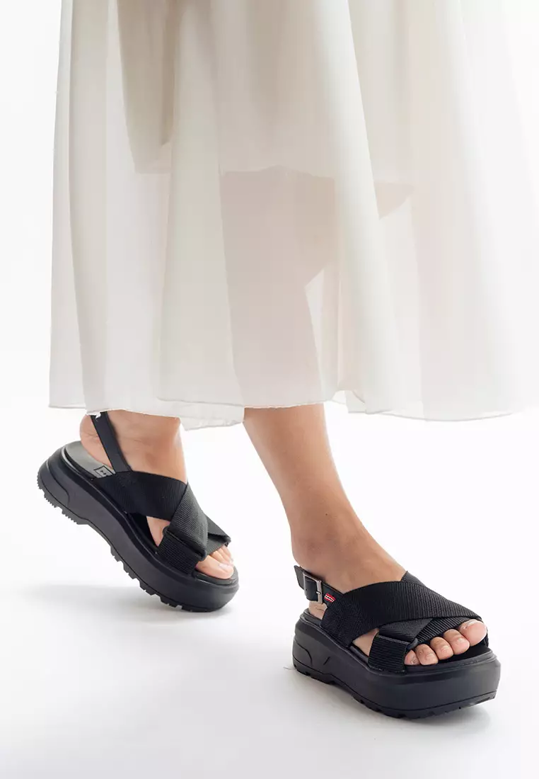 UNISEX CITY REBEL WEBBING CROSS-OVER SANDALS