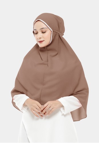 Jual Zelena Bergo Renda Tali Shalma Choco Original Zalora Indonesia Aksen renda besarnya membuat tampilan tampak lebih feminin. bergo renda tali shalma choco