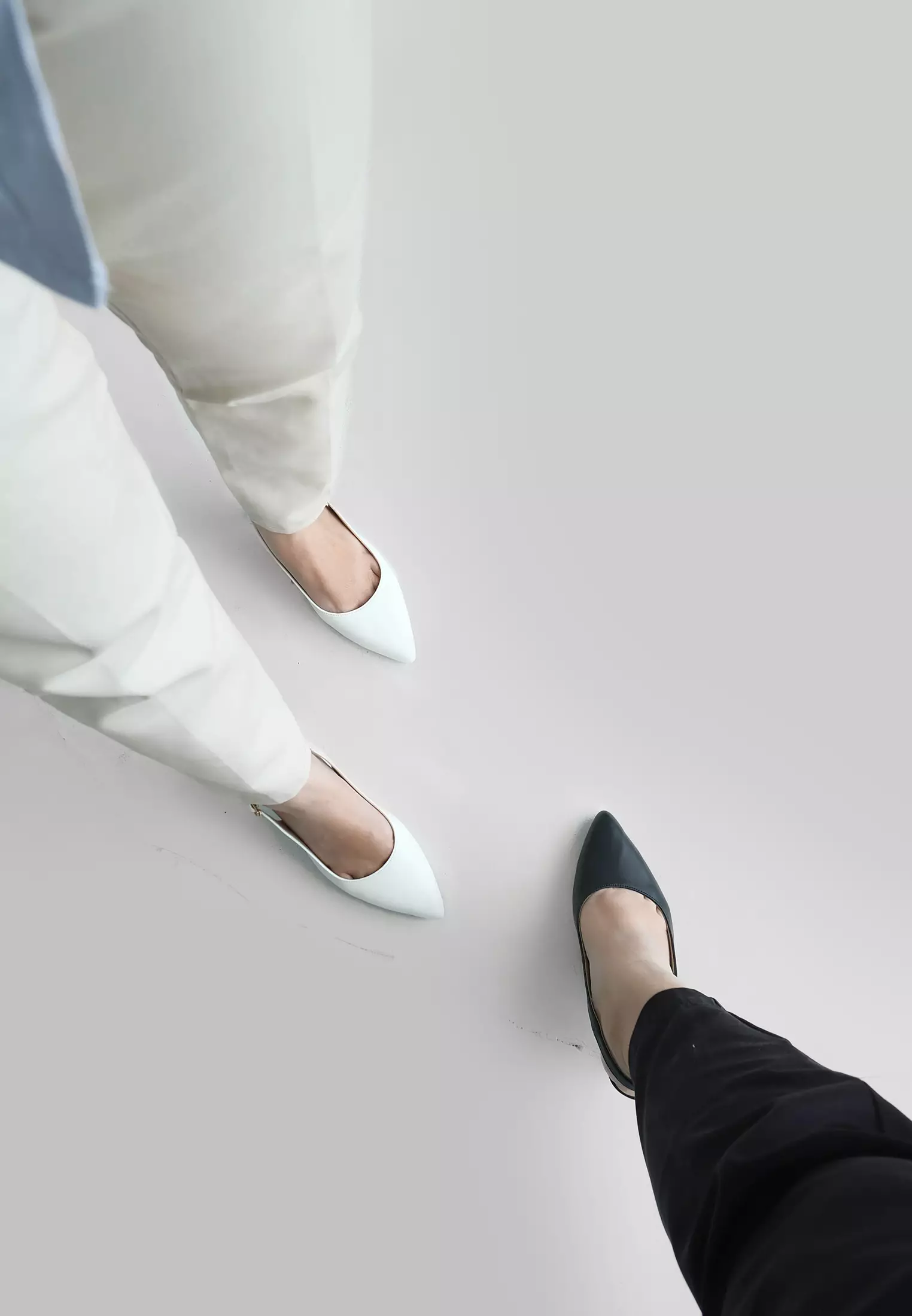 Claire Sepatu Slingback Wanita Stiletto Pointed Toe