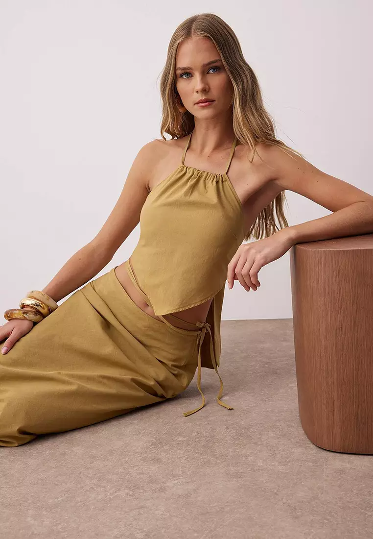 Khaki Woven Halter Neck Back Detail Beach Blouse Skirt Suit Tbess25Au00089