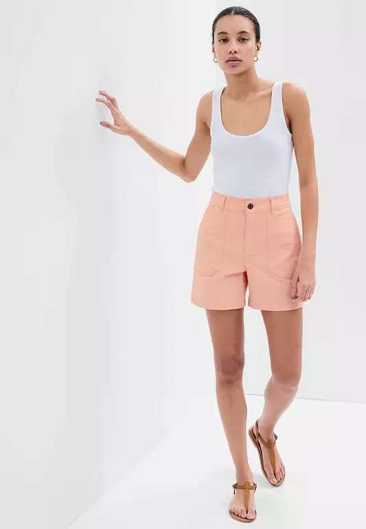 5" Mid Rise Girlfriend Khaki Shorts with Washwell