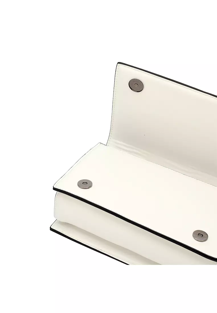 Women's Chain Shoulder Bag / Sling Bag / Crossbody Bag (Tas Bahu Wanita / Tas Selempang Wanita) - Putih