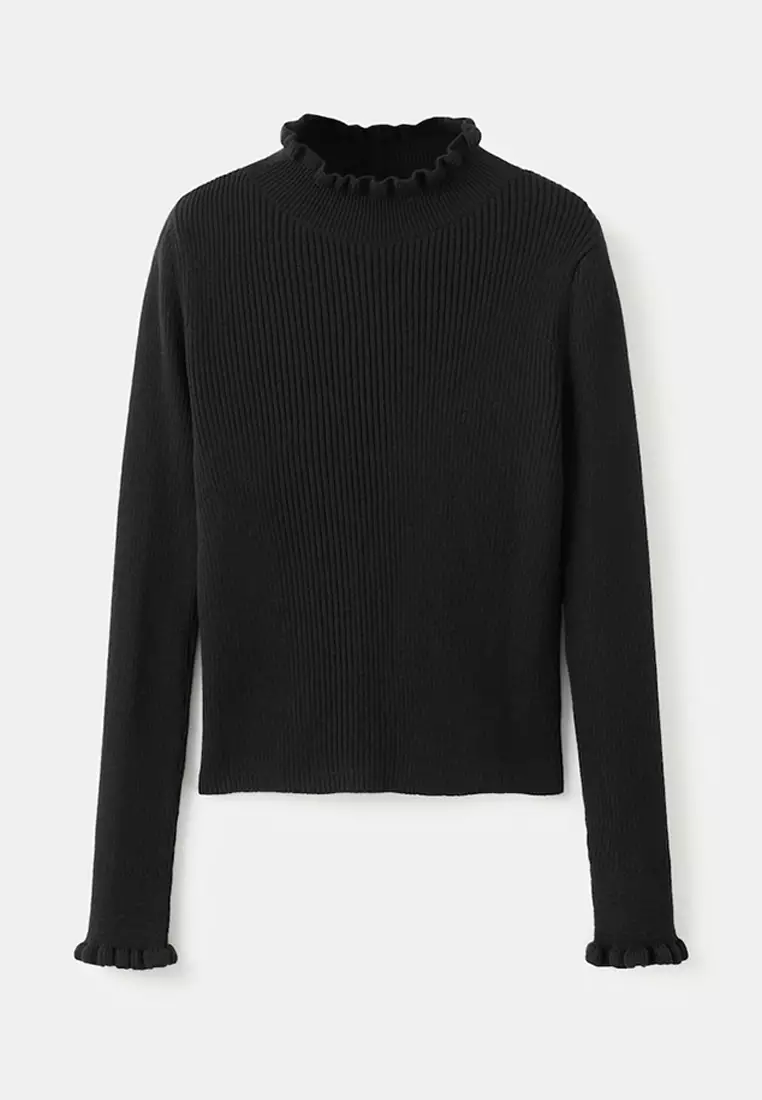 Scalloped Edges Sweater