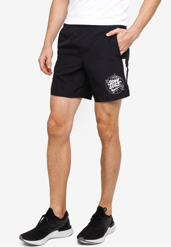 Buy Nike Challenger Wild Run Shorts 21 Online Zalora Singapore
