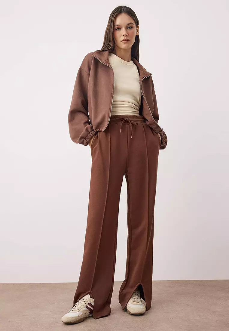 Brown Ribbed Knitted Sweatpants