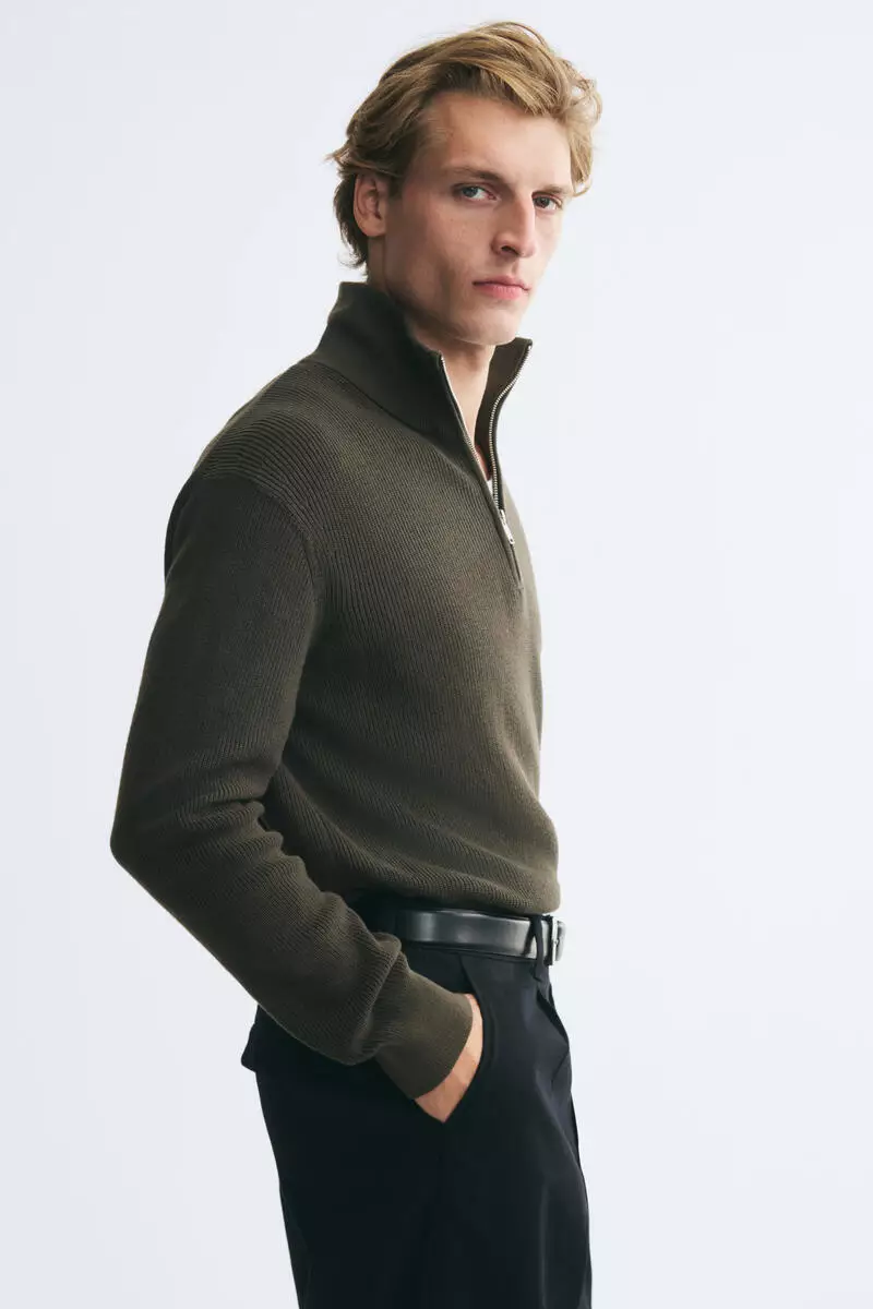Regular Fit Zip-top jumper