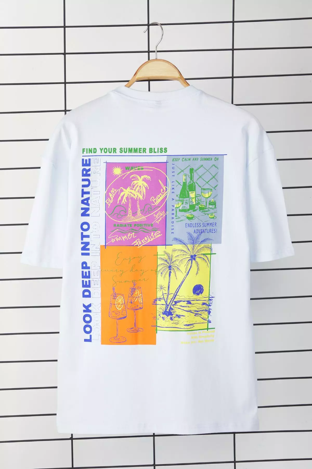 Oversize/Wide Cut Back Printed T-shirt