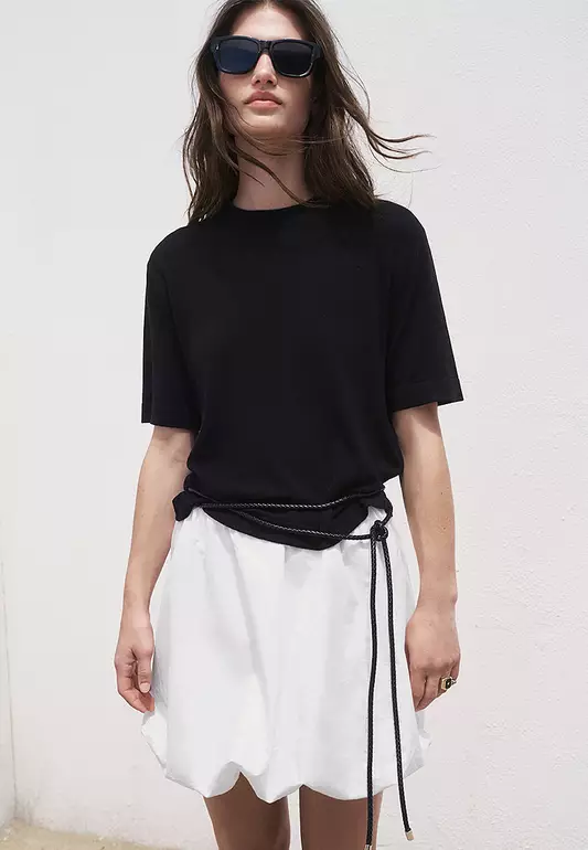 Short-Sleeved Fine-Knit Sweater