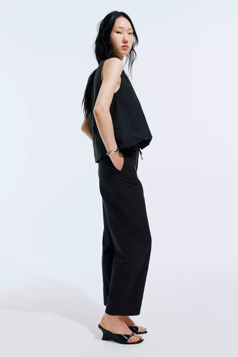 Baggy cotton trousers