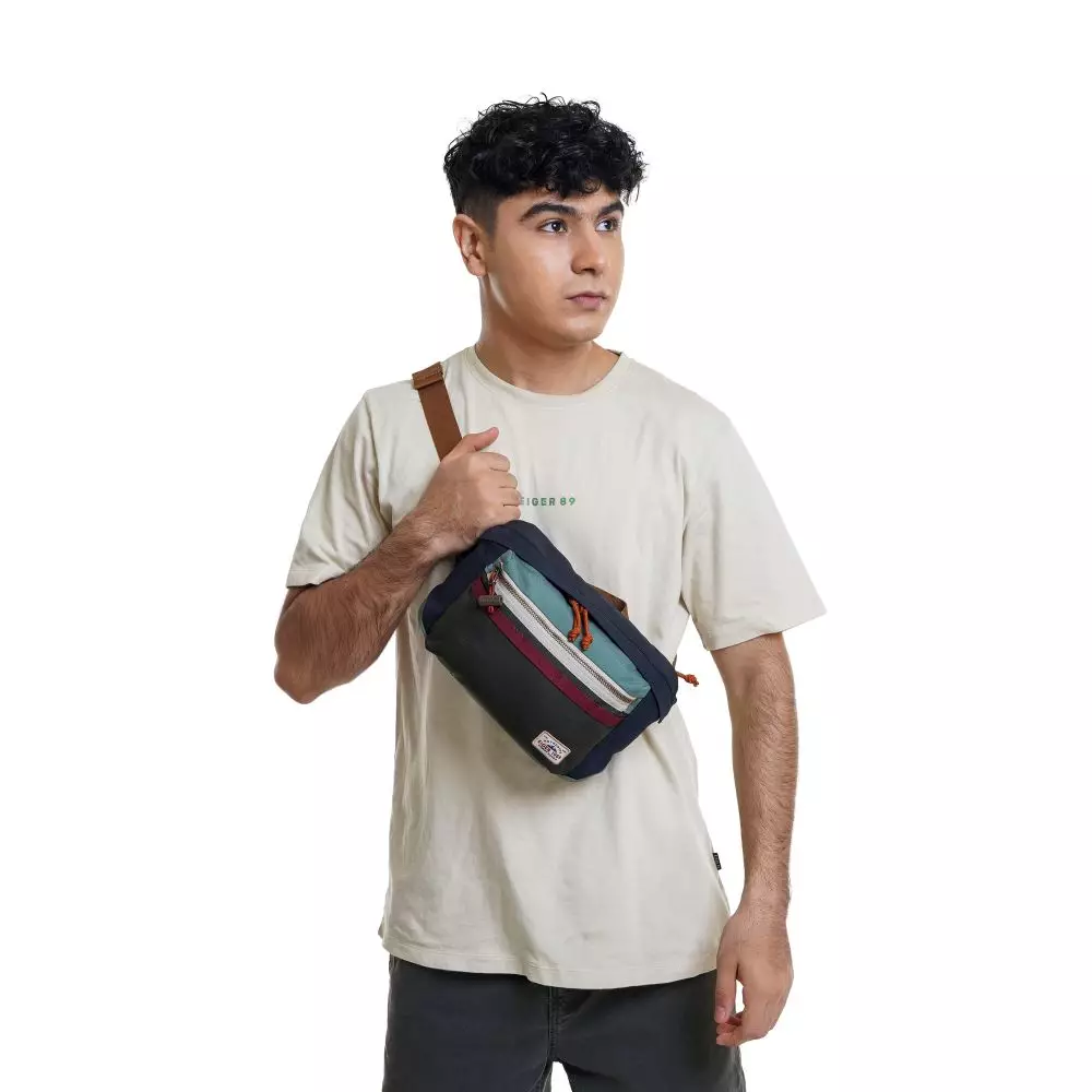 Eiger Wanderfurther Cross Sling Bag