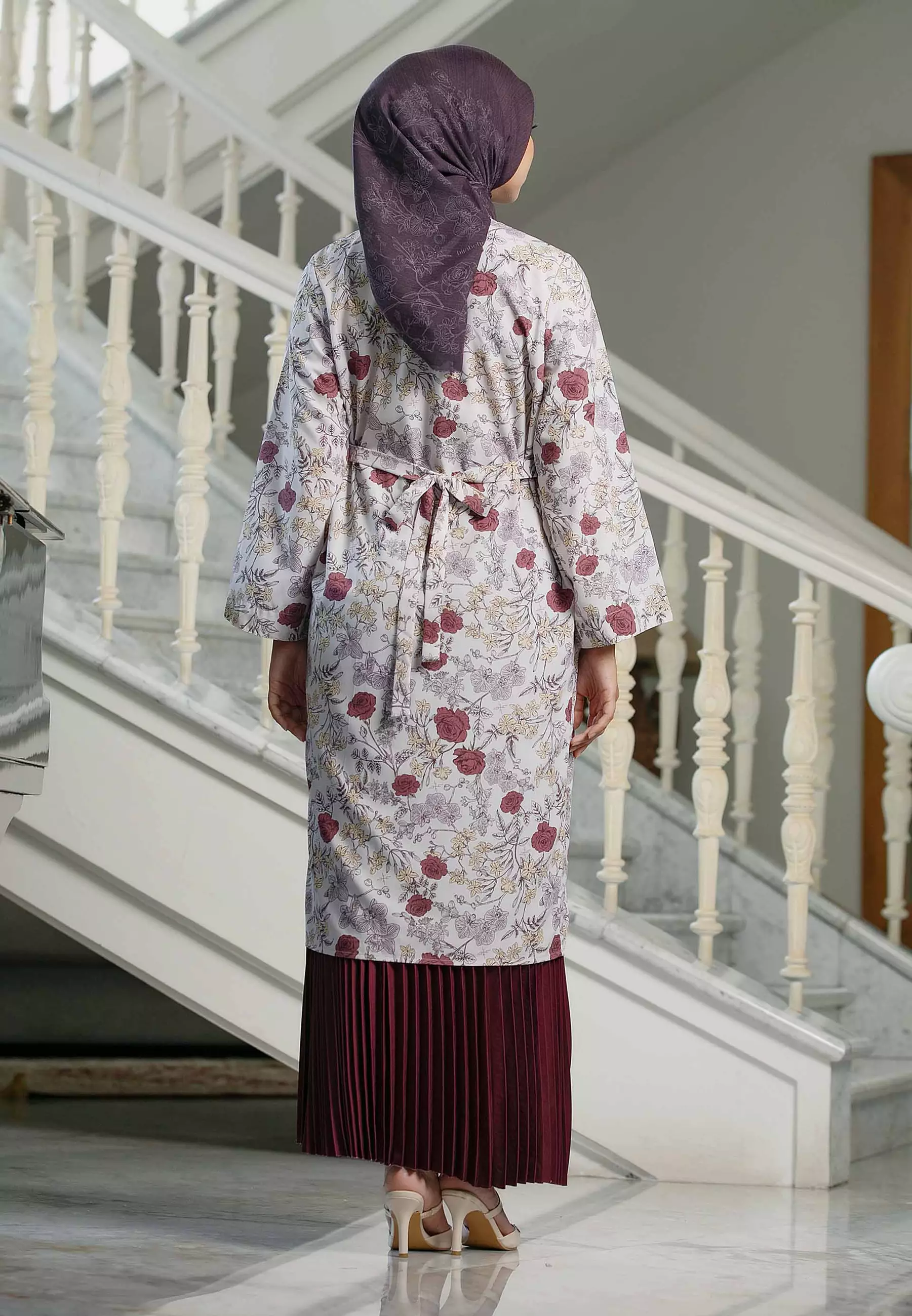 HijabChic Jelita Red Tunic - Tunik Katun Motif Bunga Tali Samping Slimfit Elegan