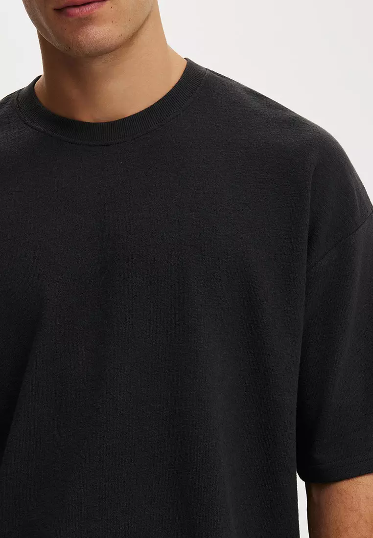 Cropped Fit T-Shirt