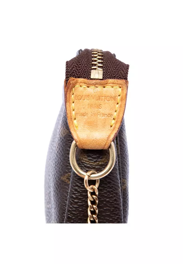 Pre-Loved Louis Vuitton Monogram Mini Pochette Accessoires